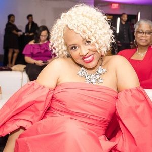 Meet your Posher, Tanisha